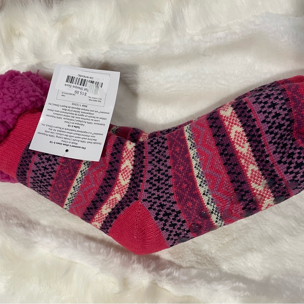 Pink and purple.  Snoozies cozy little Sherpa lined sock